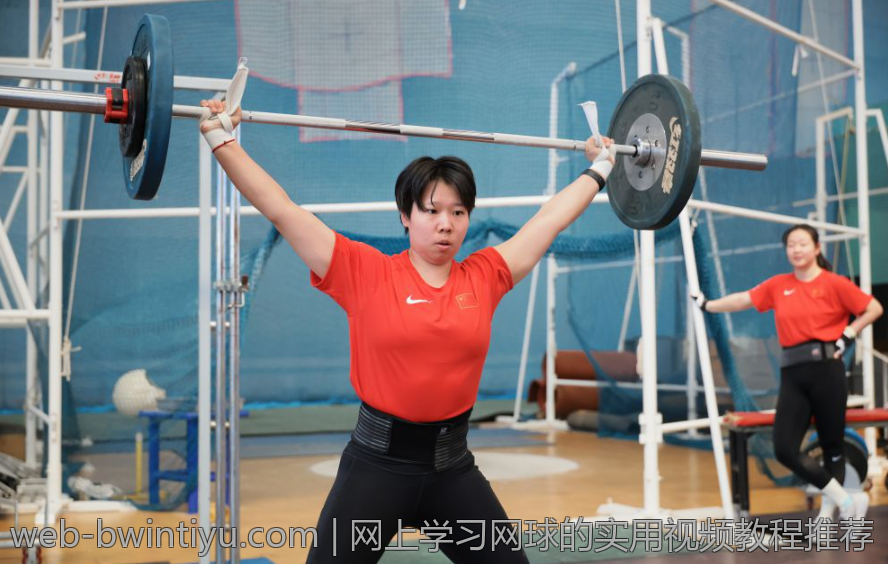 网上学习网球的实用视频教程推荐